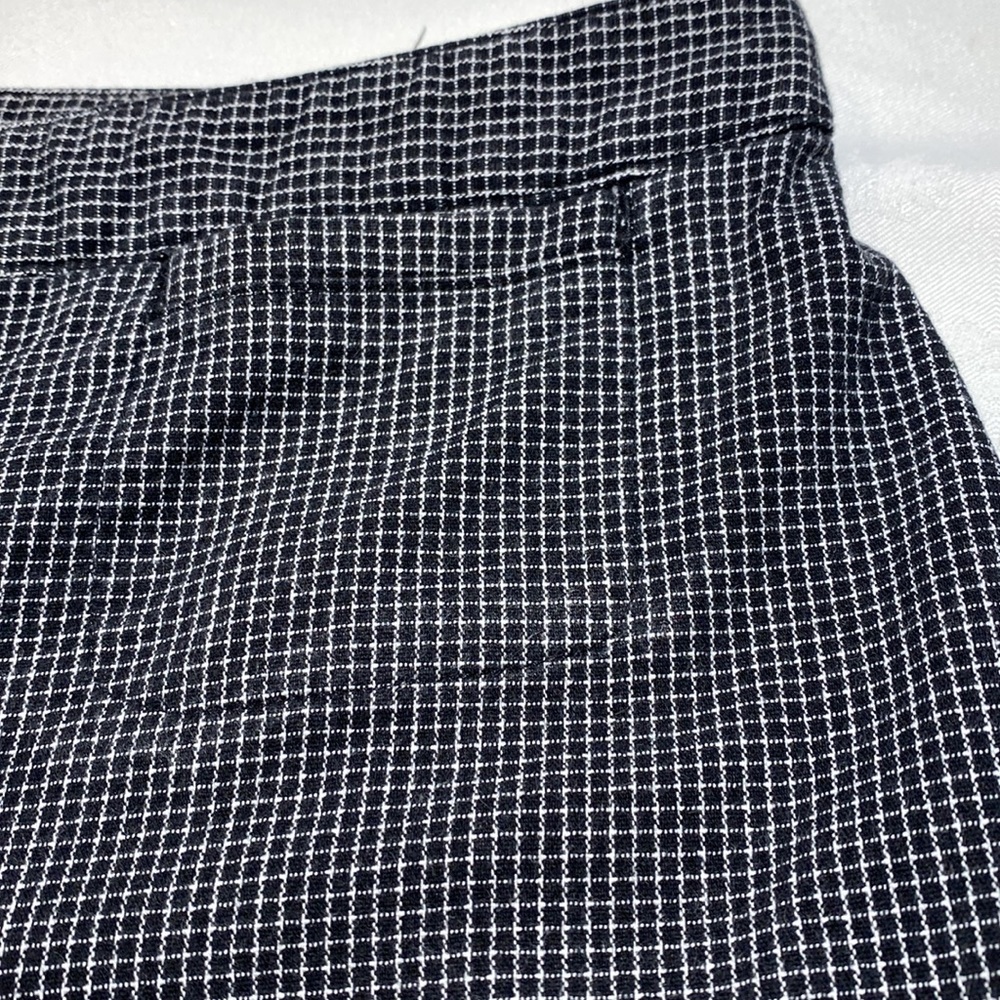 Capri Pants - Picture 5 of 6